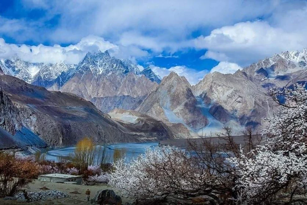 Honeymoon tour package to skardu and hunza